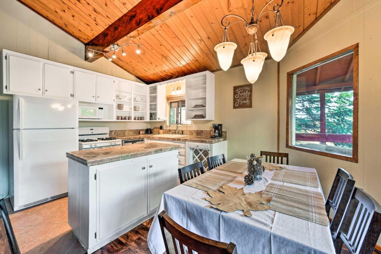 Lake Arrowhead Cabin With Deck And Stunning Mtn Views! سان برناردينو المظهر الخارجي الصورة